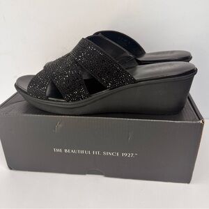 Sz 11M Dressy Black Slip-on Naturalizer Rowena 2 Slide Sandal Black Embellished
